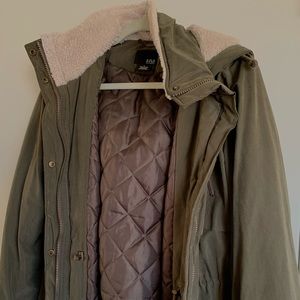 Great olive green coat!